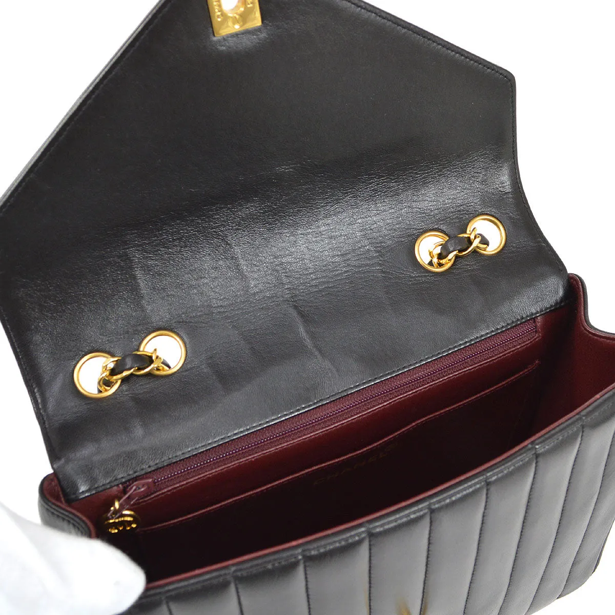 CHANEL★ 1991-1994 Black Lambskin Chevron Letter Flap Bag Small 14355