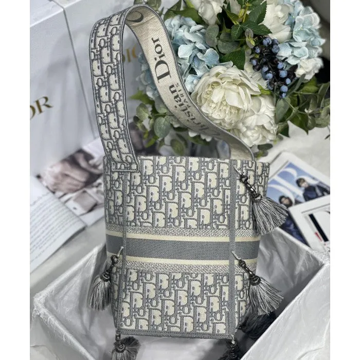 Dior D-Bubble Bucket Bag Grey oblique