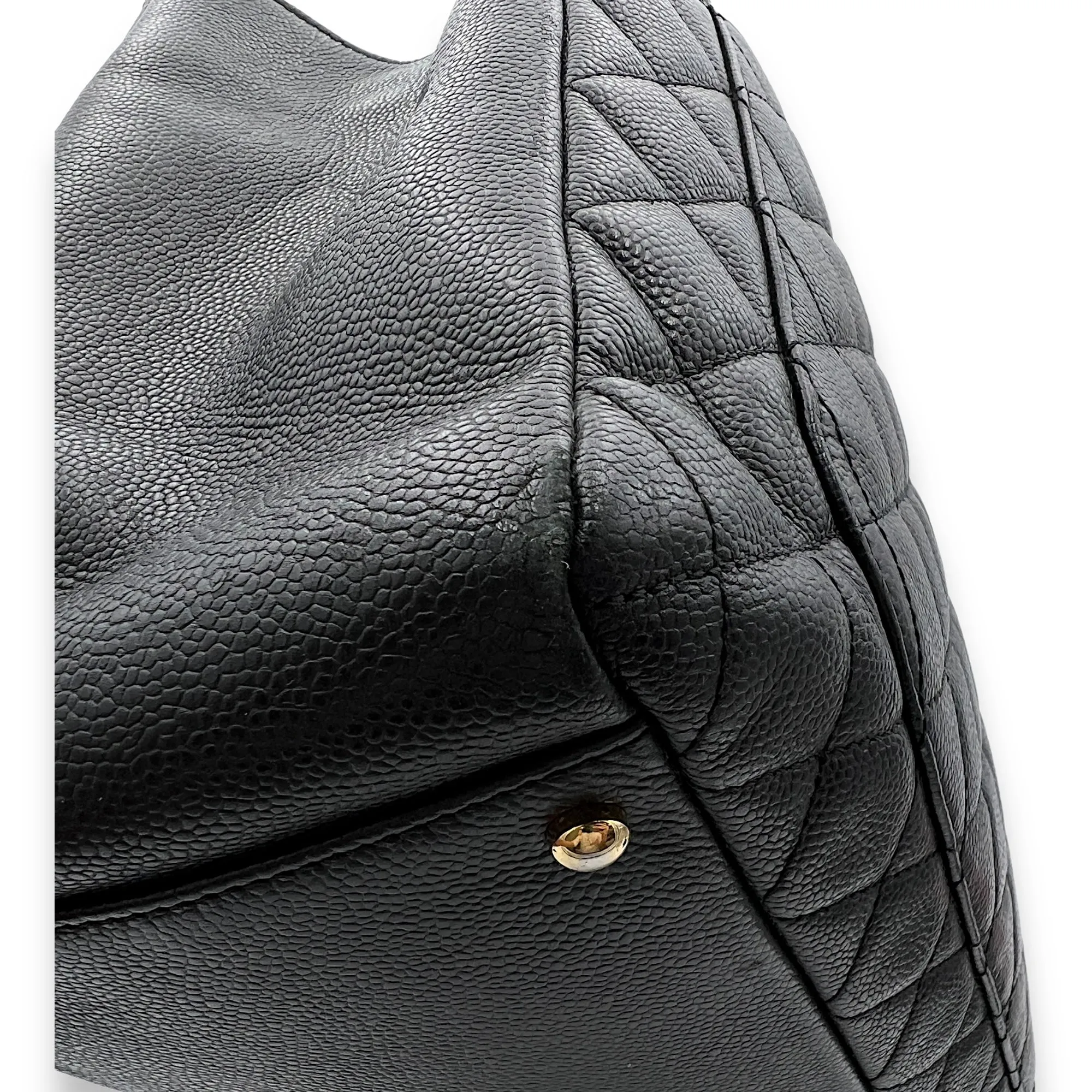 GST XL Black Tote Bag in Caviar Leather, Gold hardware