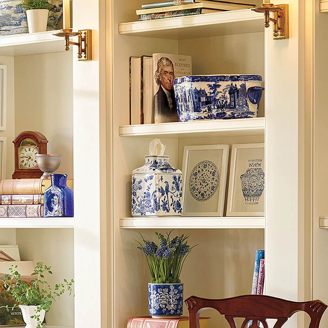 Monticello Birds Tissue Box Holder
